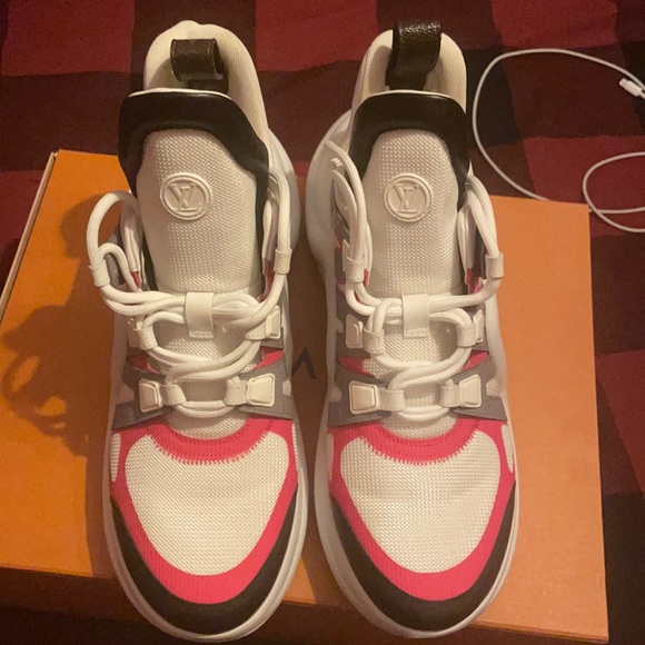 Sz42 never worn $600 or trade - Picture 1 of 3